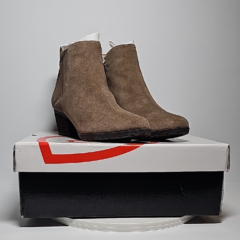 Blondo Victory Booties Ankle Boots Waterproof Suede Block Heel Zipper Brown 7.5 - Picture 3 of 15